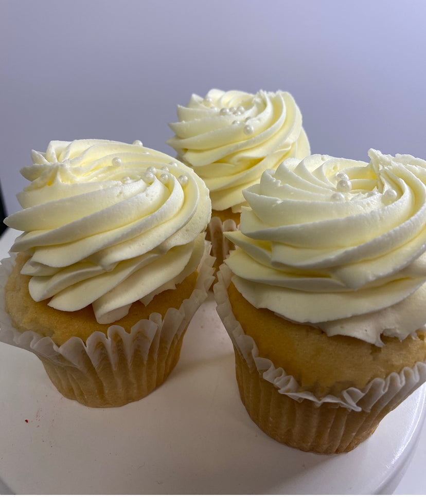 Wedding Cake- Jumbo Cupcakes